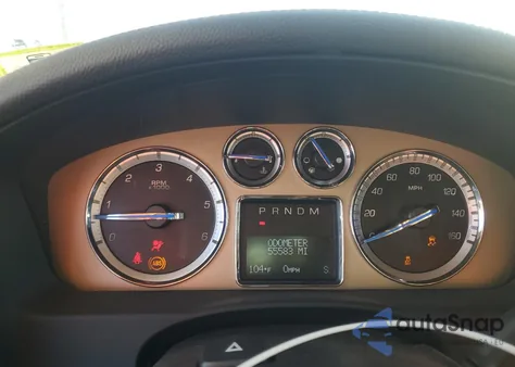 2014 Cadillac Escalade Esv Platinum z USA, uszkodzony, nr VIN 1GYS4KEF2ER167995